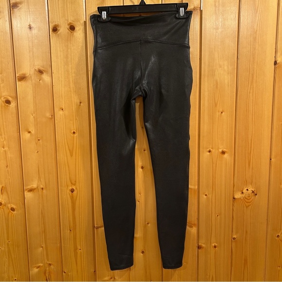 SPANX Faux Leather Leggings Size L - Picture 3 of 11